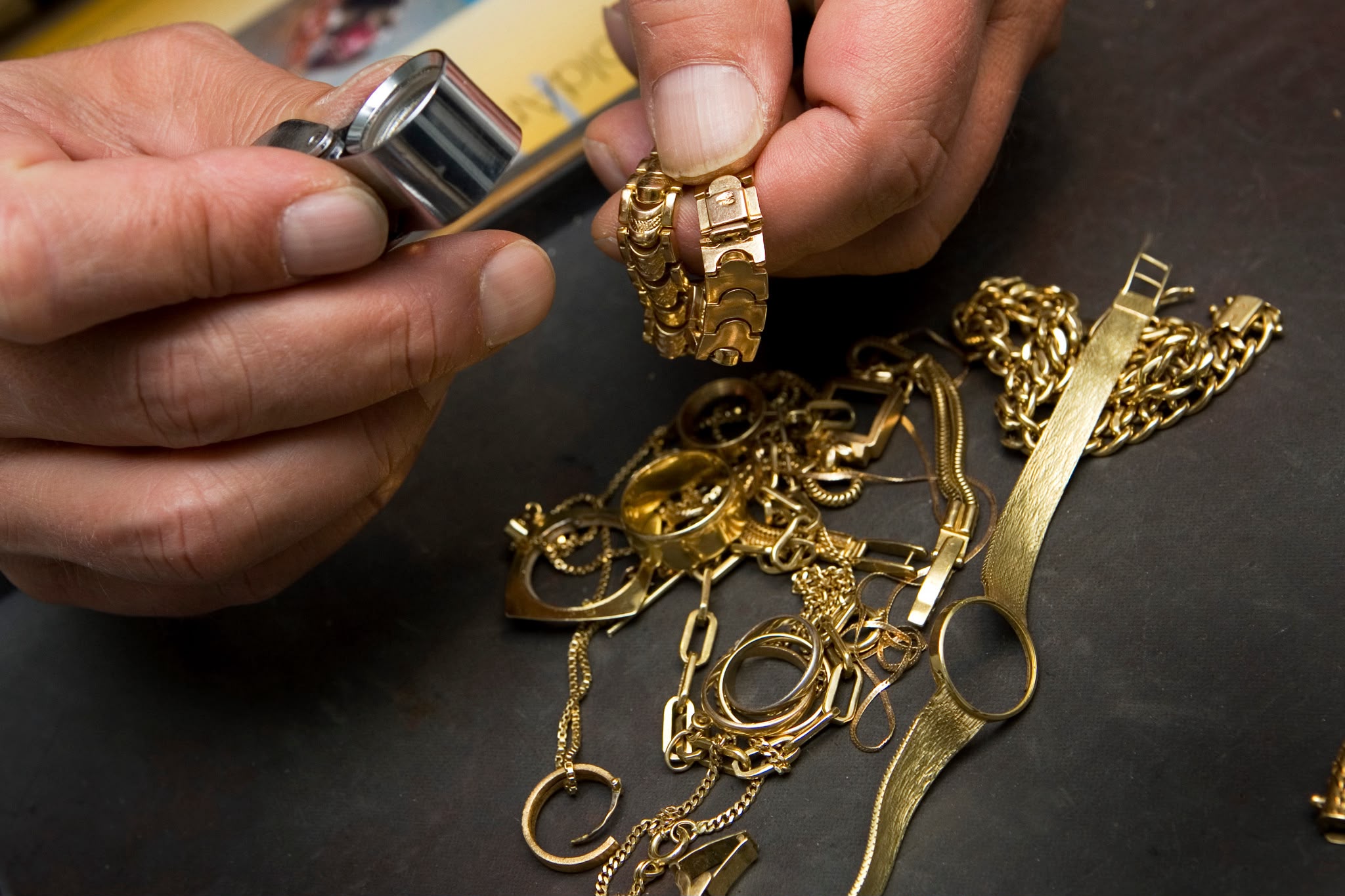 Bruchgold und Weissgold — Altgold zur Bewertung